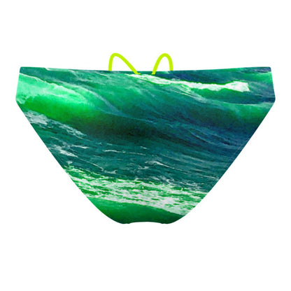 Emerald Waves 2 - Waterpolo Brief